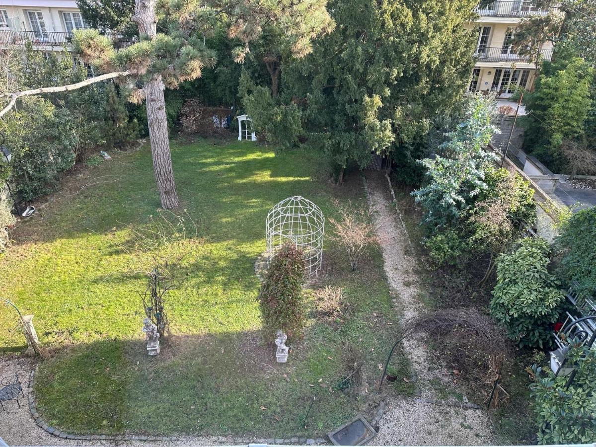 Sceaux - Appartement De Charme Dans Maison Exterior foto